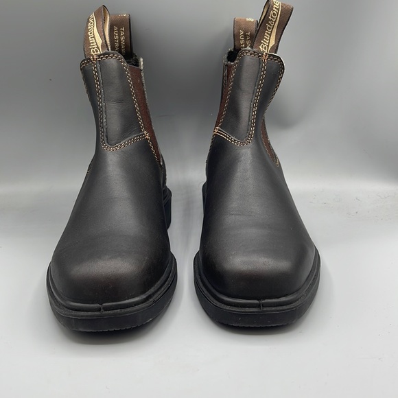 Blundstone 063 stout Chelsea‎ boots